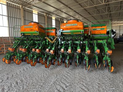 Foto 1 - Plantadeira Stara PRINCESA